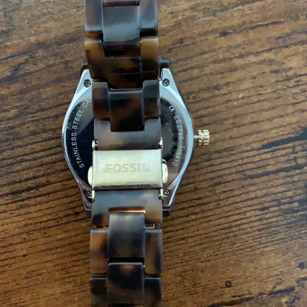 Tortoise Fossil Watch - Picture 2 of 5